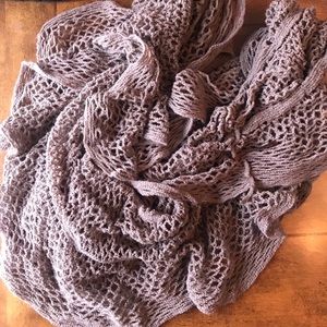 Ruffle infinity scarf